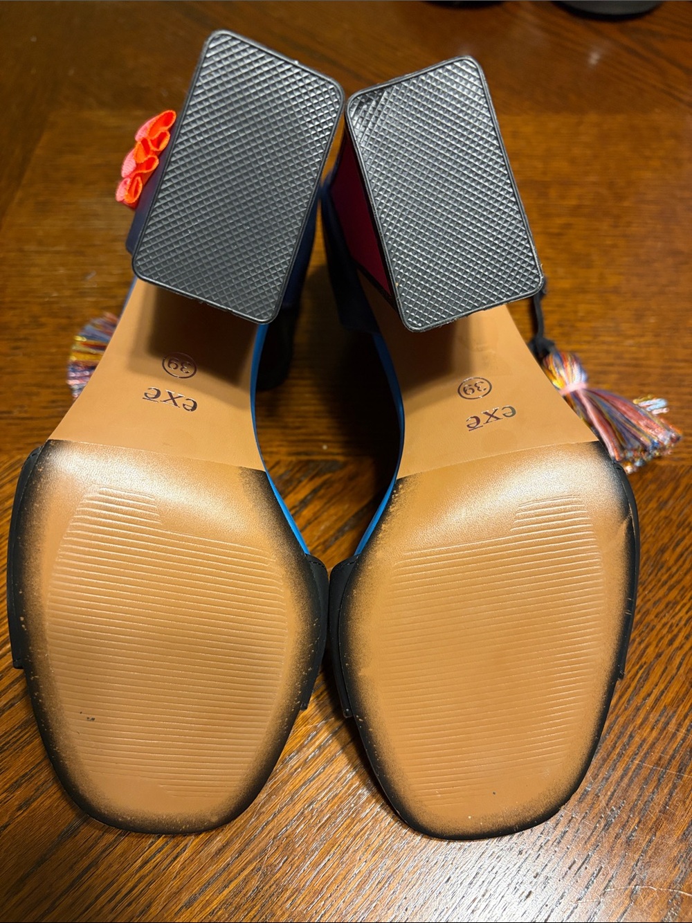 Exe size 39 Black Multi Tassel Block Heel. - Picture 5 of 7